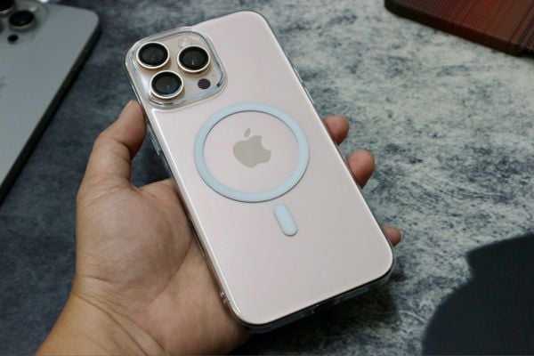  Ốp 16 Promax Trong Likgus PC Magsafe (Nhựa cứng không ố) 