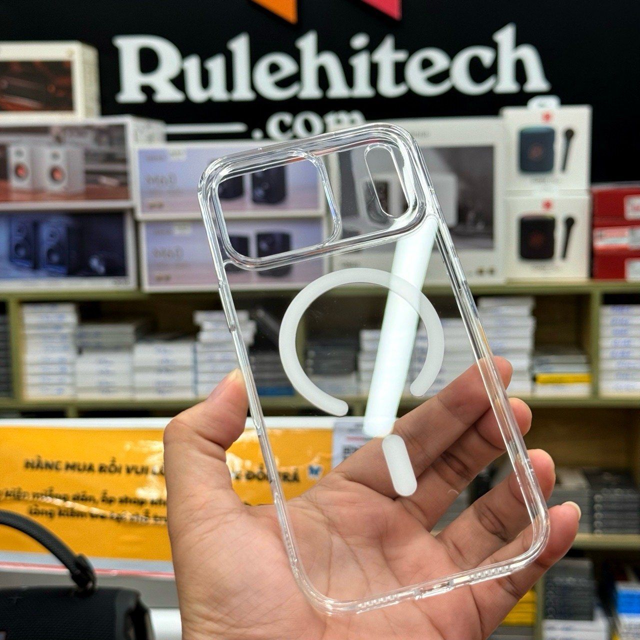  Ốp 17 Promax Likgus Ji Magsafe Nút kim loại - Viền Dẻo Lưng Cứng 