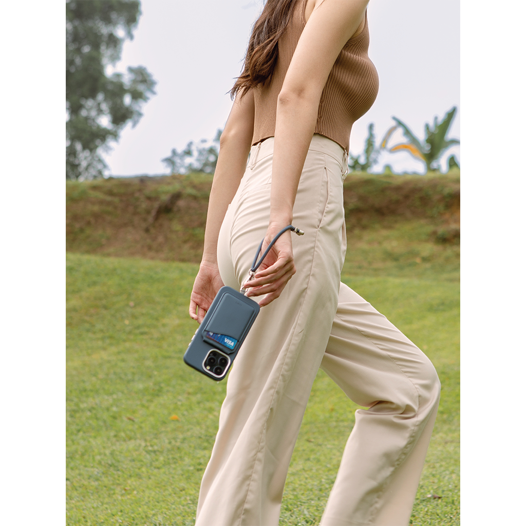  Dây Đeo Tay Điện Thoại UNIQ Coehl Laurel - Black 