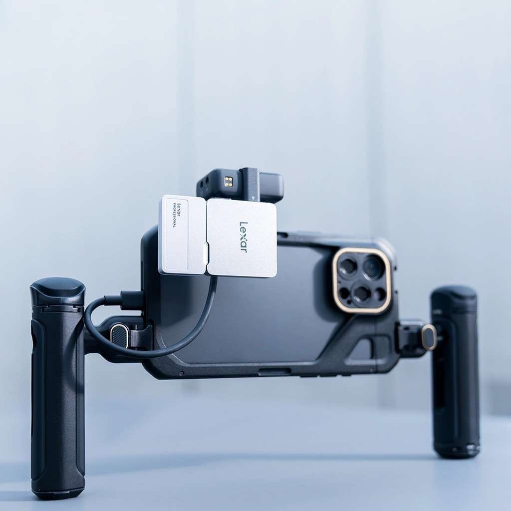  Ổ Cứng Di Động Lexar SL400 Professional Go Portable SSD With Hub 