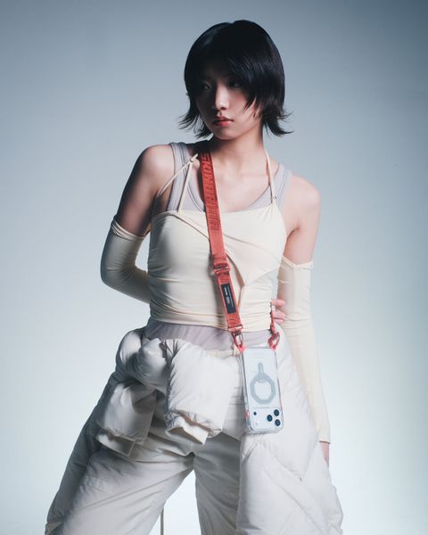  Ốp 17 Air Skinarma Saido Mag - Clear 