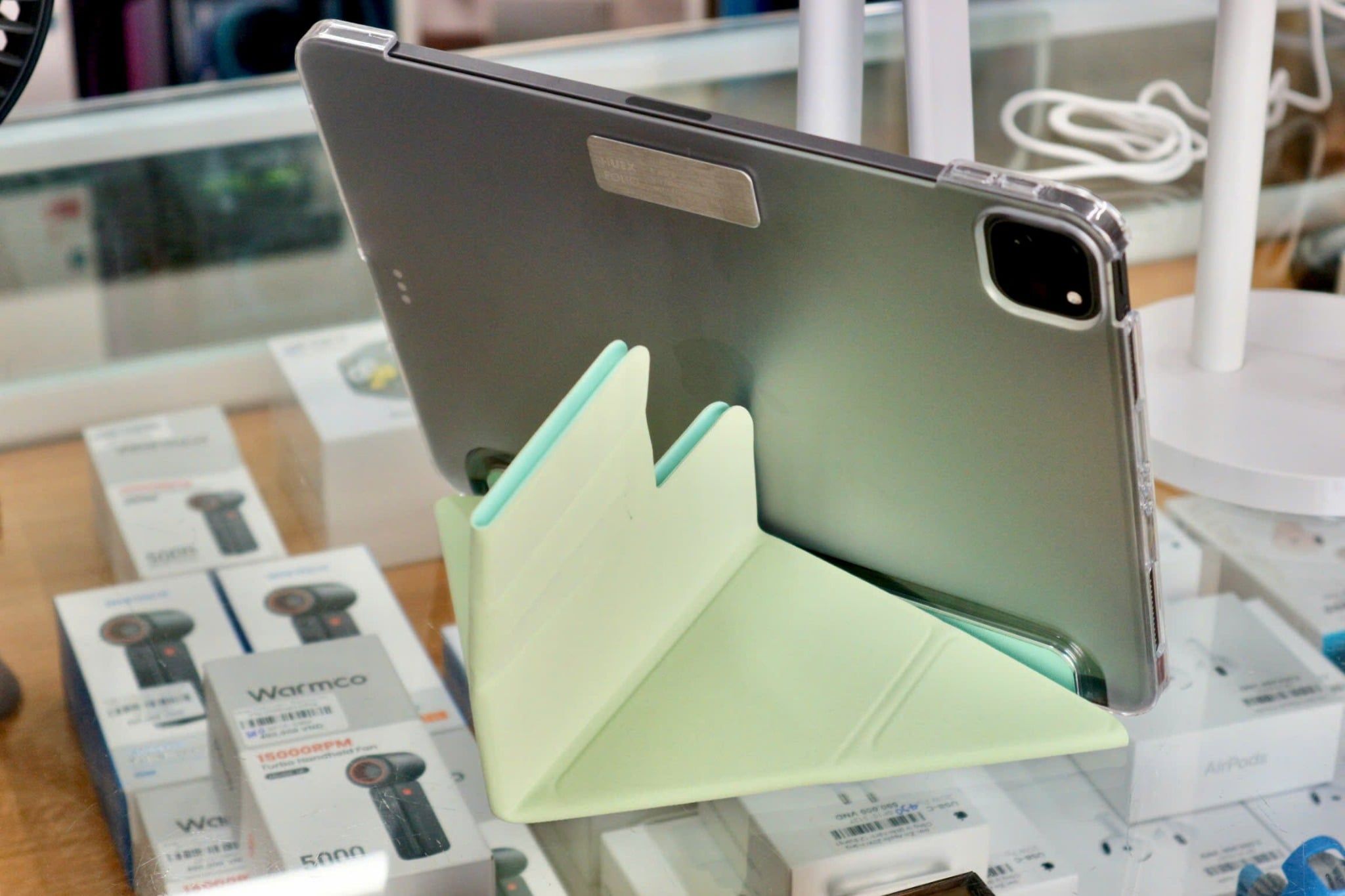  Bao Da iPad Air 13inch Laut Huex Folio - Xanh Navy 