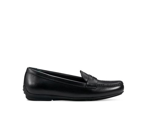 Rockport Total Motion Moccasin Driver Penny Loafer