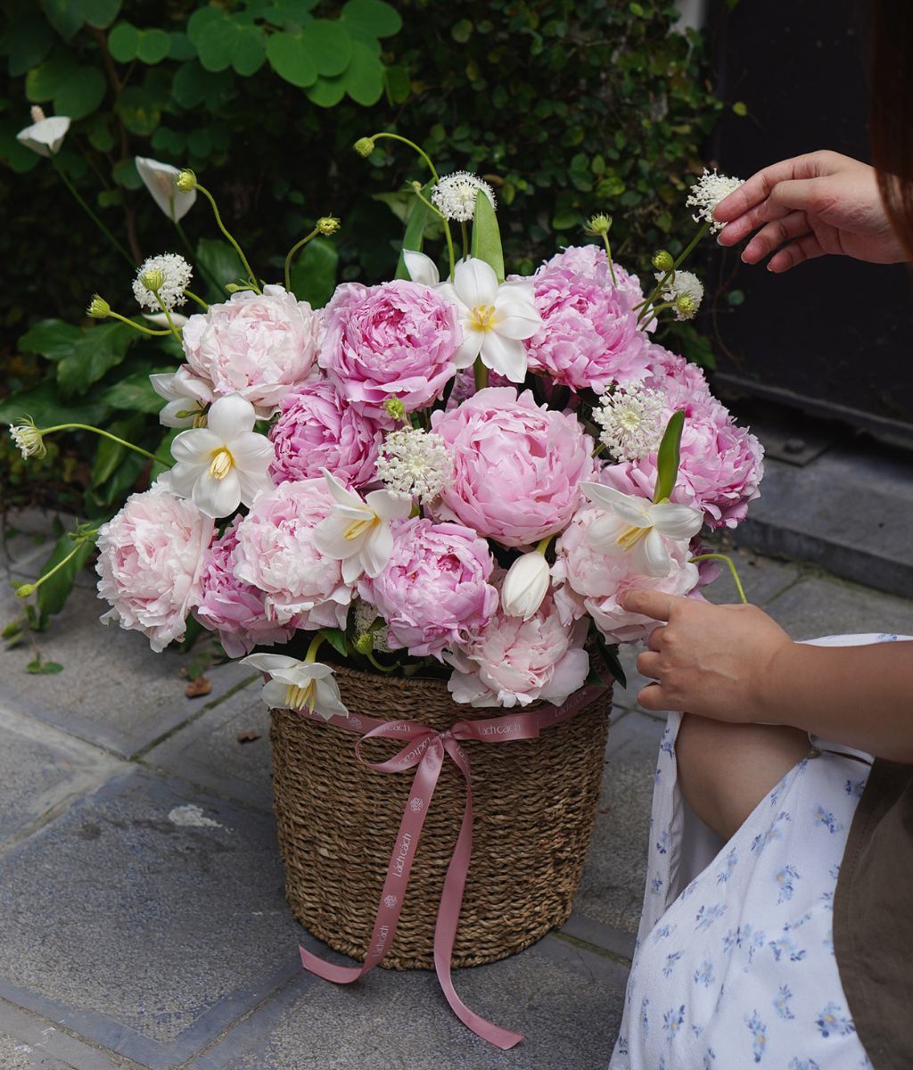 Giỏ hoa mix 15 bông peony sarah