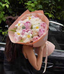 A Sweet Surprise 20 bông peony sarah