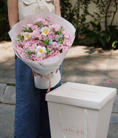 A Sweet Surprise hồng chùm hồng nhạt