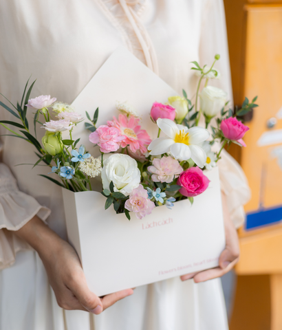 Phong thư hoa tone hồng