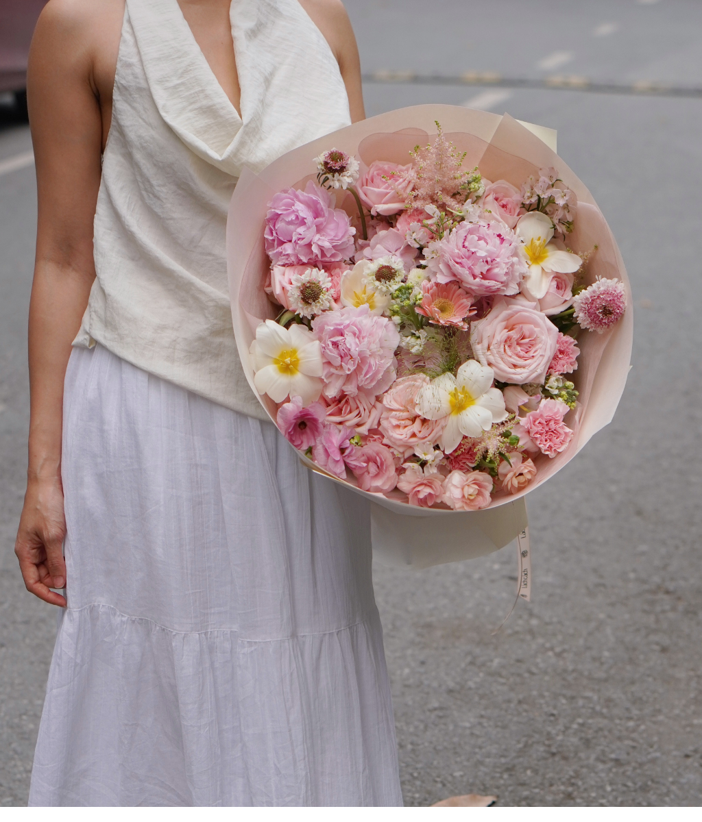 Bé tròn xoe peony mix tulip