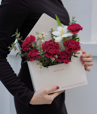 Valentine 2026 - Mẫu 04 - Phong thư hoa phăng đỏ mix tulip