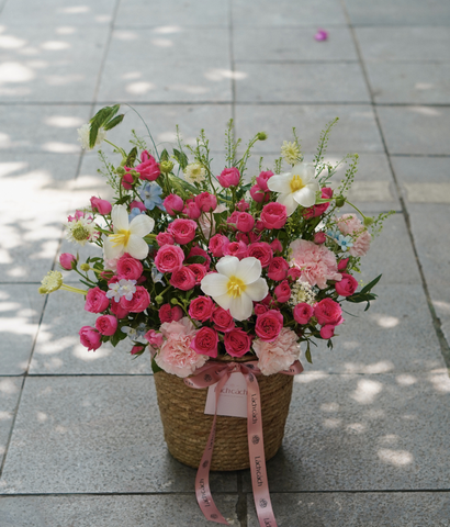 Giỏ cói hồng chùm hồng đậm