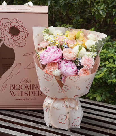 Box The Blooming Whisper peony mix