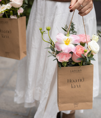 Túi hoa nở là vì... (hồng hermosa mix tulip)