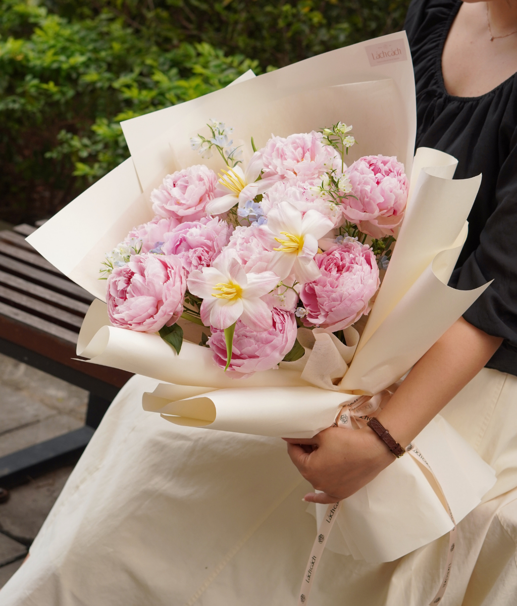 Bó một mặt peony Sarah mix tulip