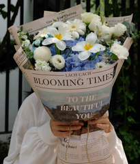 Bó Blooming times tú cầu xanh dương