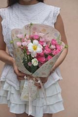 Bông Bánh Bèo hồng chùm mix tulip