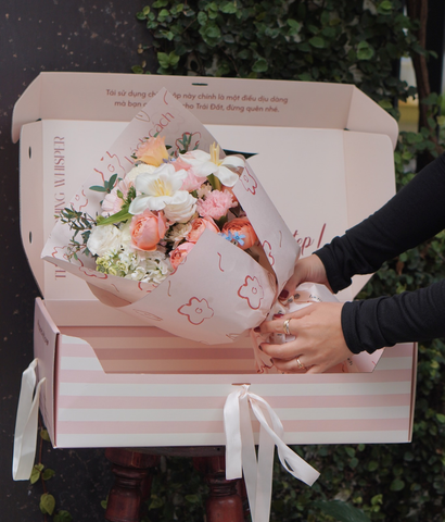 Box The Blooming Whisper Julieta mix tulip