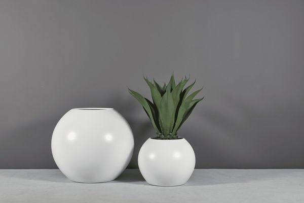  GLOBE planter - Large (D92 x H78) 