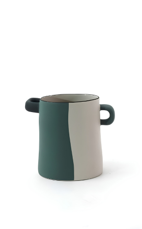  GB - TWO HANDLE VASES 