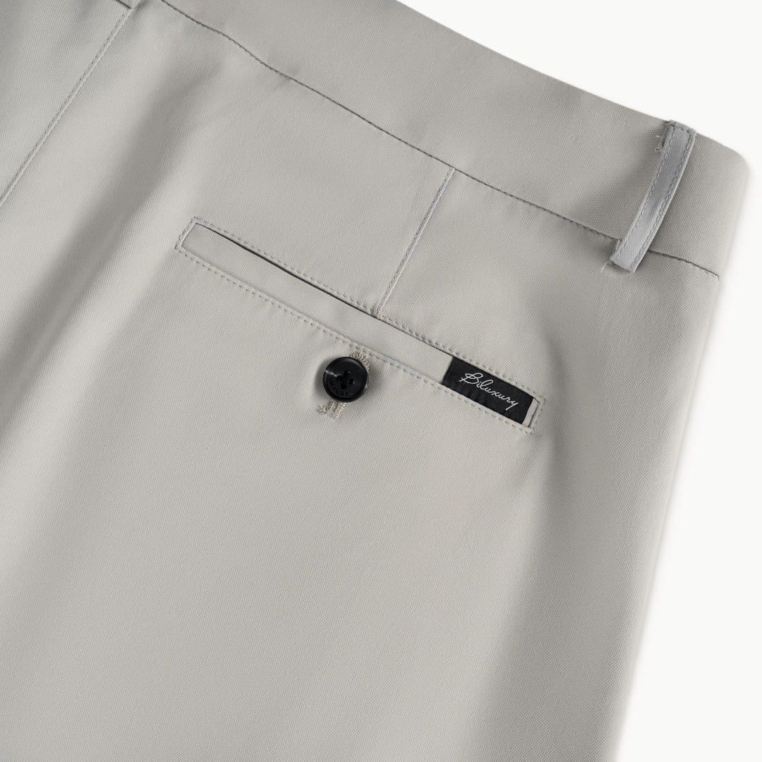 QUẦN SHORT KAKI - MÀU GHI SÁNG 1QNKT602GHS
