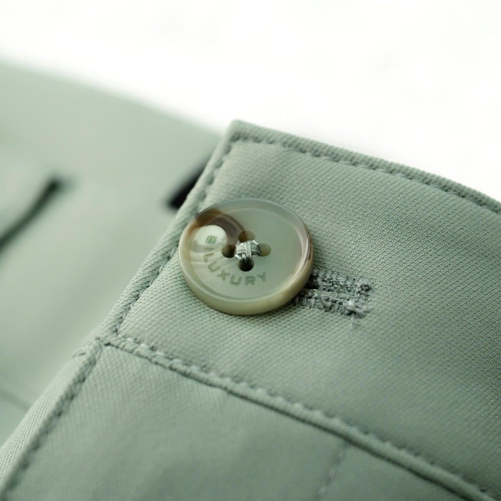 QUẦN SHORT KAKI - MÀU XANH RÊU 1QNKT603