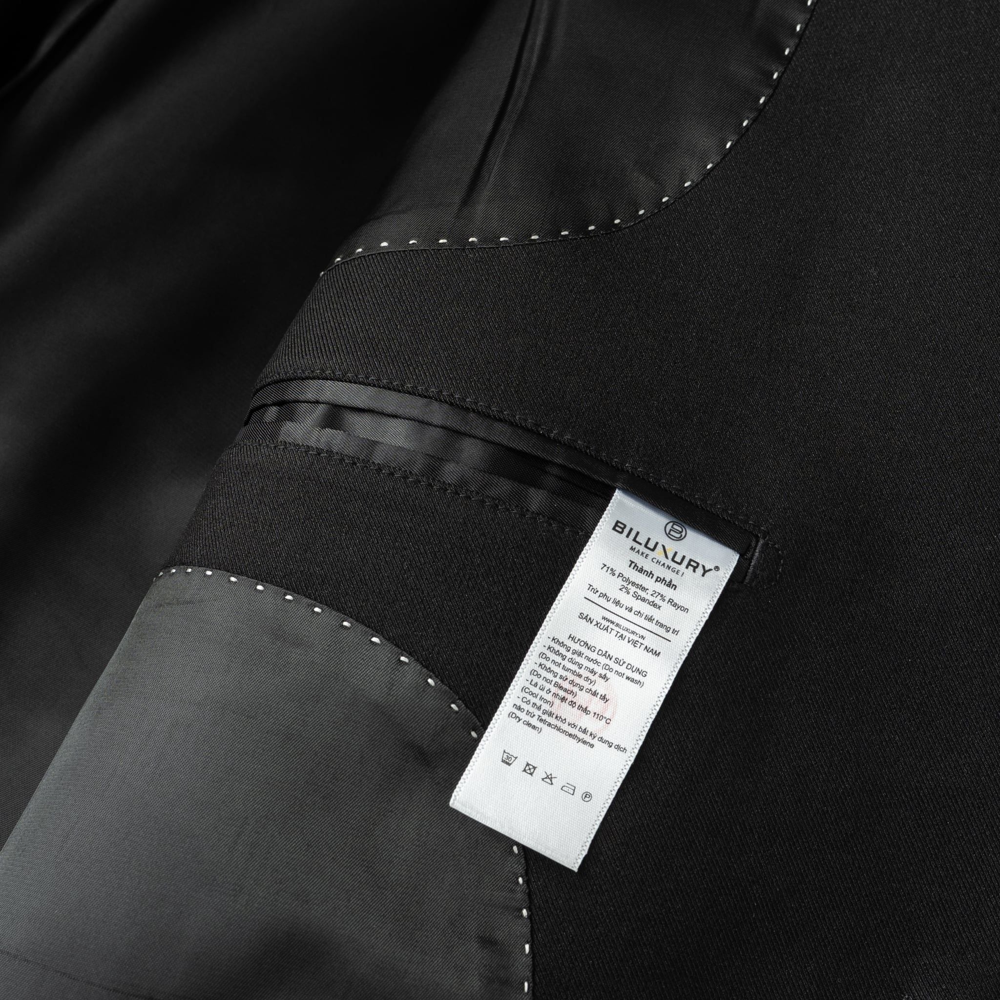 ÁO VEST NAM BILUXURY THIẾT KẾ ĐƠN GIẢN - MÀU ĐEN 9AVBB540DEN