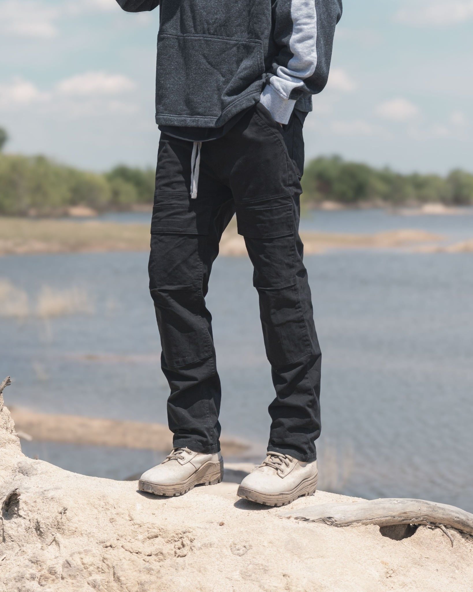  LOOSE HYBRID CARGO PANTS - BLACK 