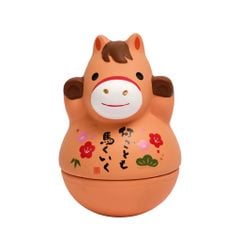 Ngựa lật đật may mắn