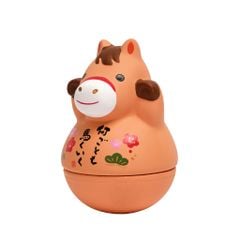 Ngựa lật đật may mắn