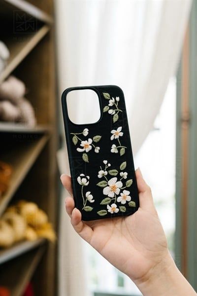  Case Iphone - Bạch trà - Đen 