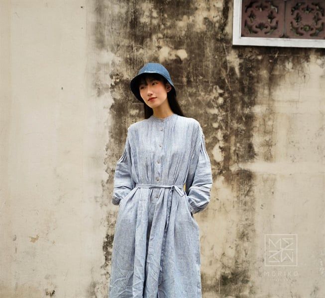 Nếp Dress (Đầm xếp pli tay phồng) 