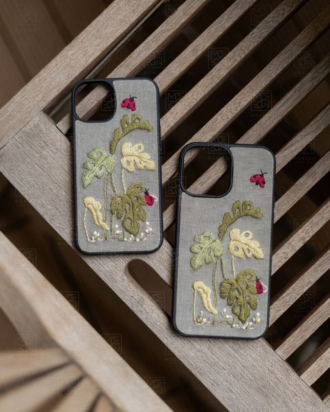  Case Iphone - Lá và Bọ - Xám 