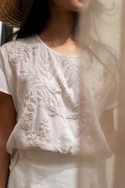  Yuka Croptop 