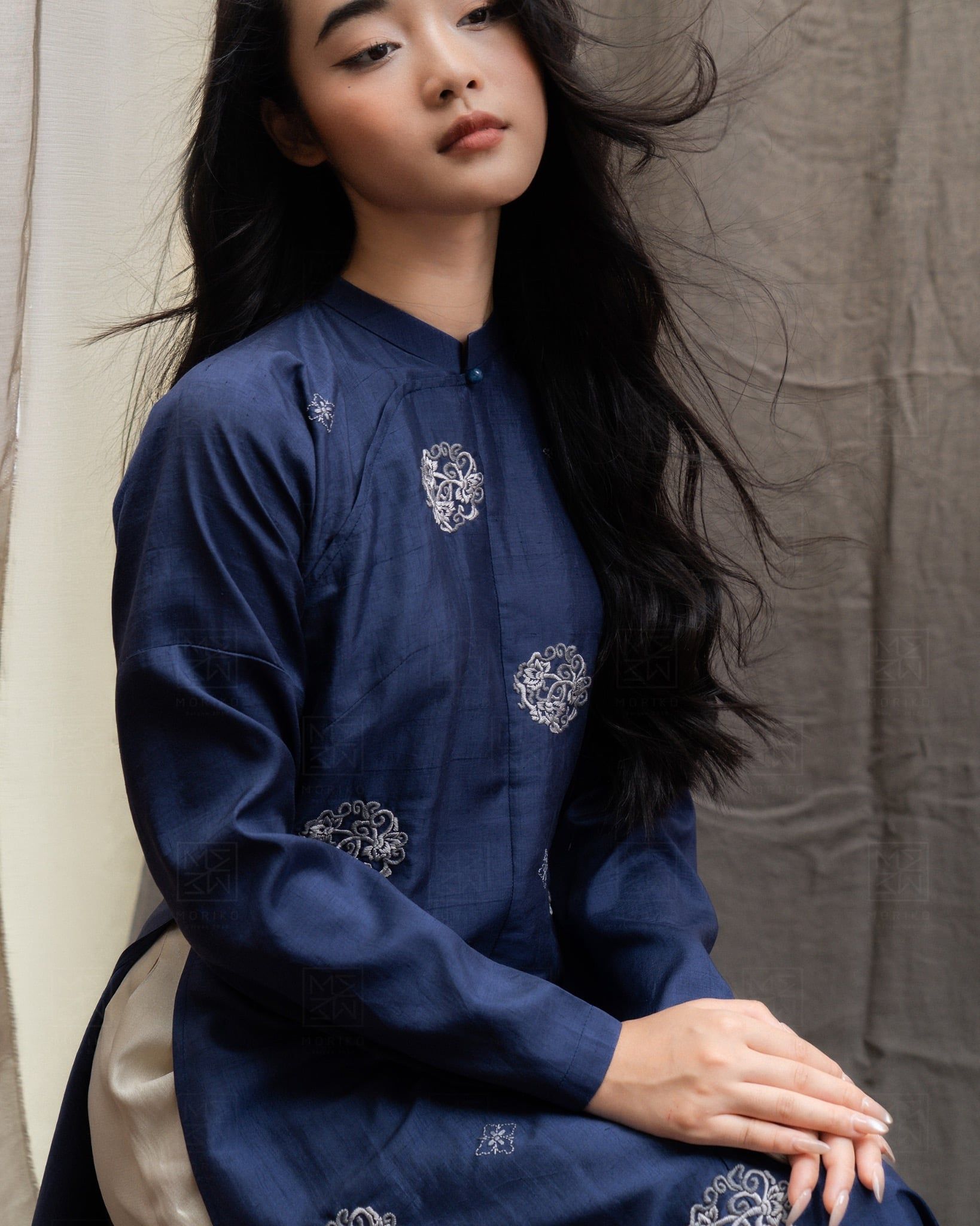  Áo dài Tịnh Liên (ngũ thân) 