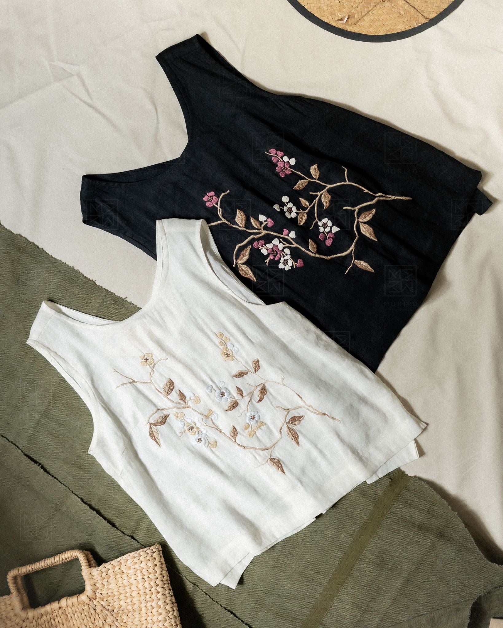  Fuuka Top (Áo sát nách linen thêu cành) 