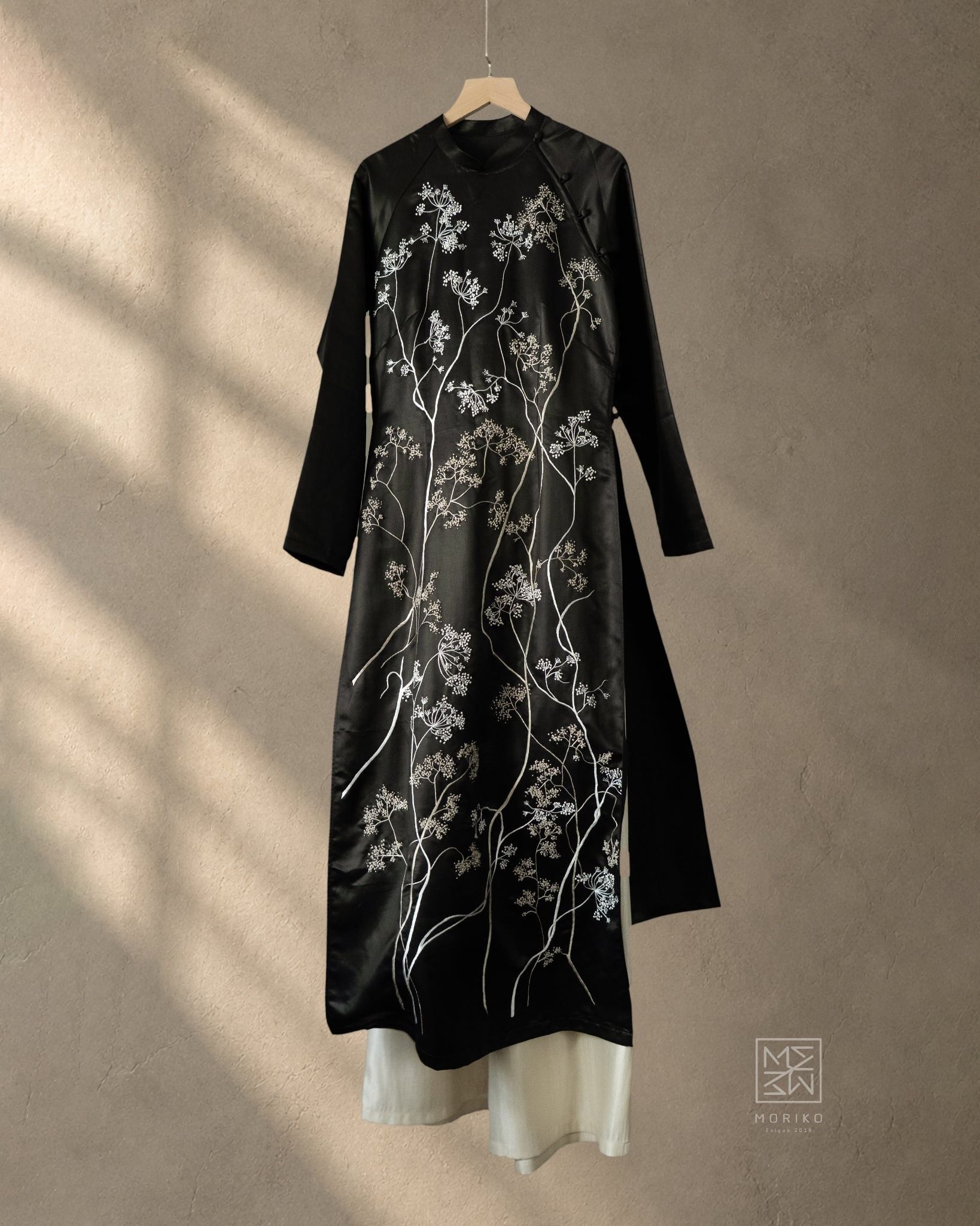  Áo dài Đông (Truyền thống) 