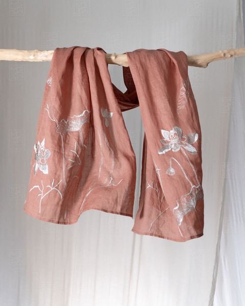  Khăn choàng thêu Bách Liên 