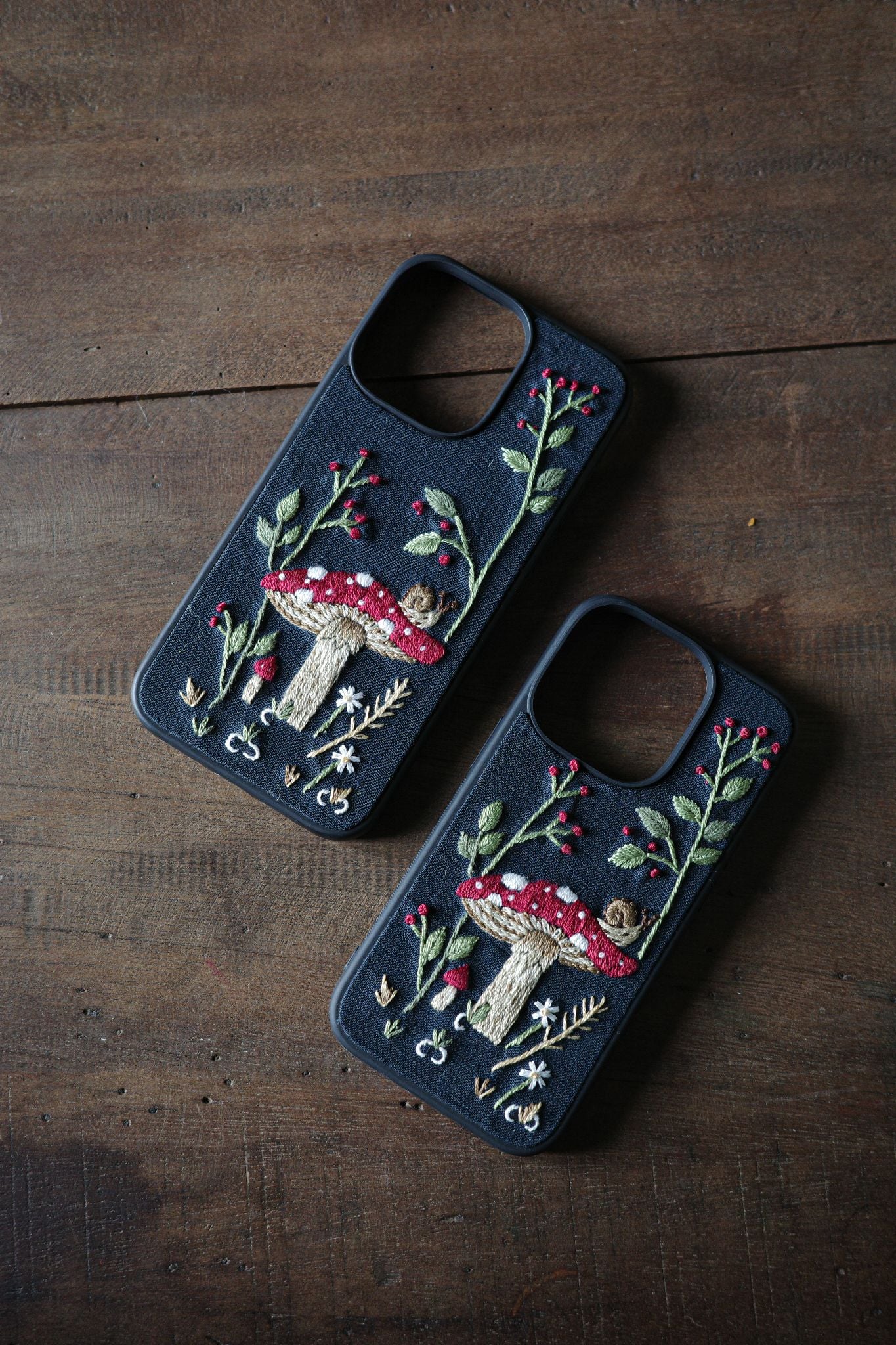  Case Iphone - Nấm - Đen 