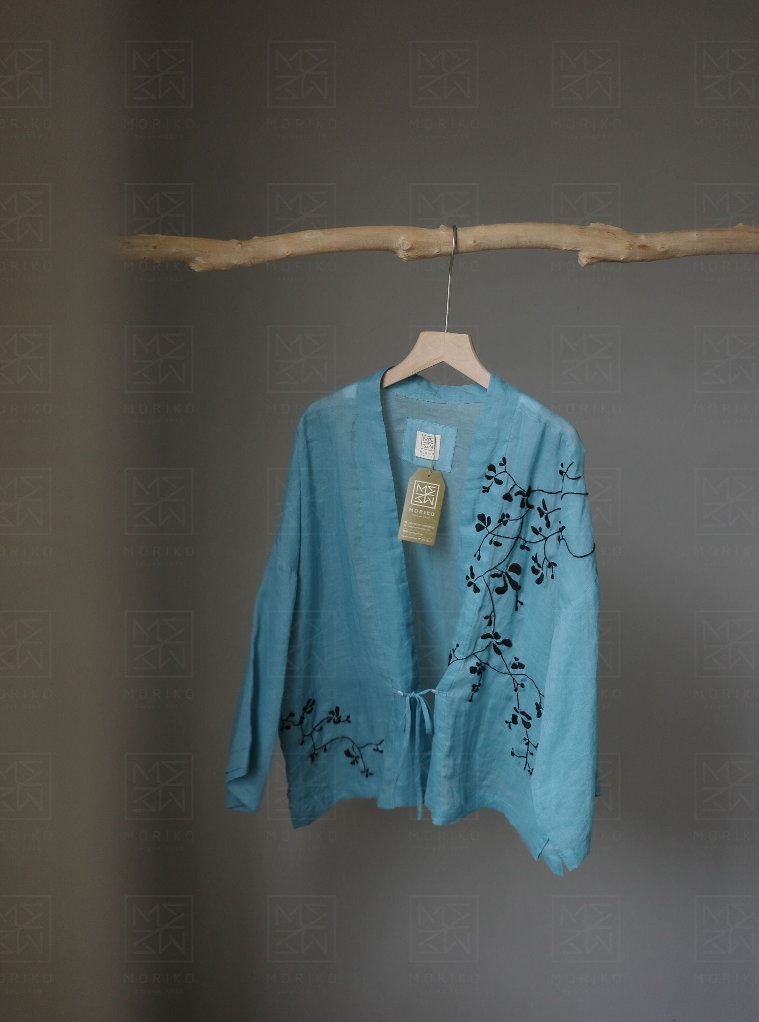  Haori dáng ngắn, dây lưng 