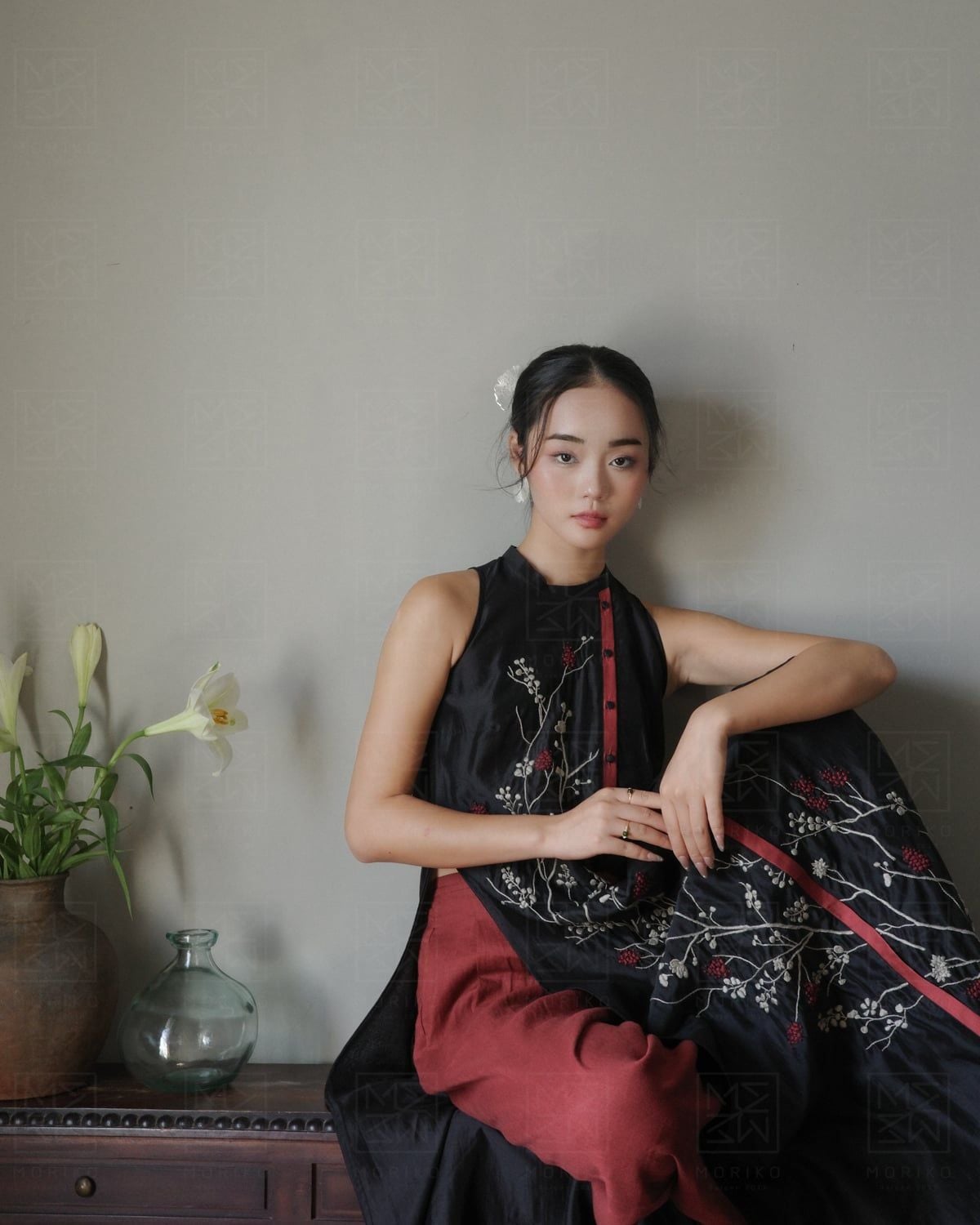  Áo dài Khuê (Thêu cành Mận) 