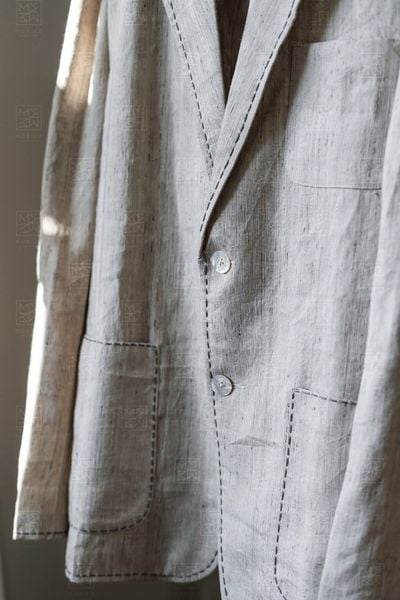  Blazer nam thêu đột chỉ 