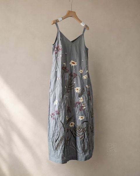  Đầm hai dây Miên - cổ V 