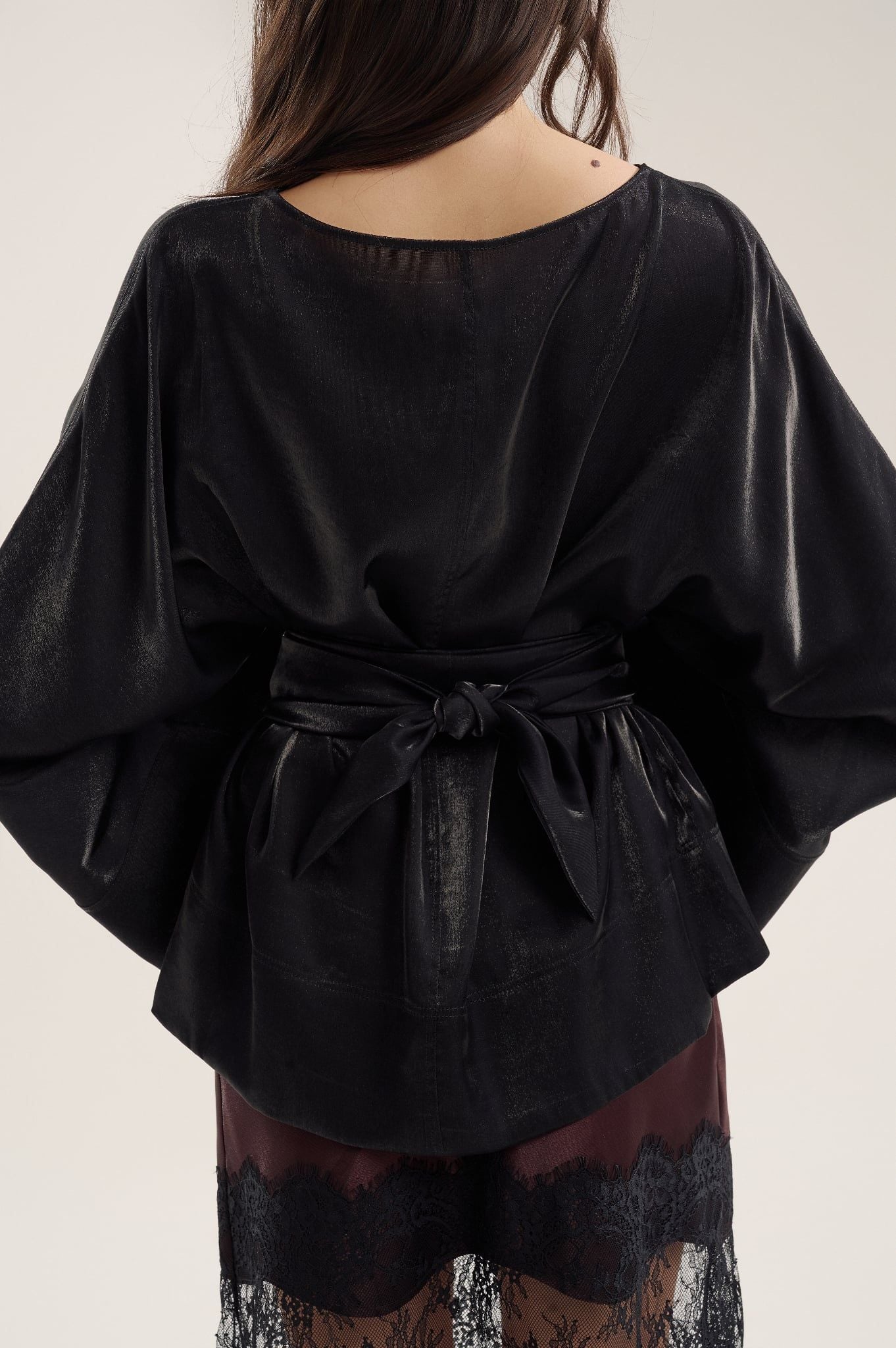 Lustrous Top | Áo Lụa Oversize