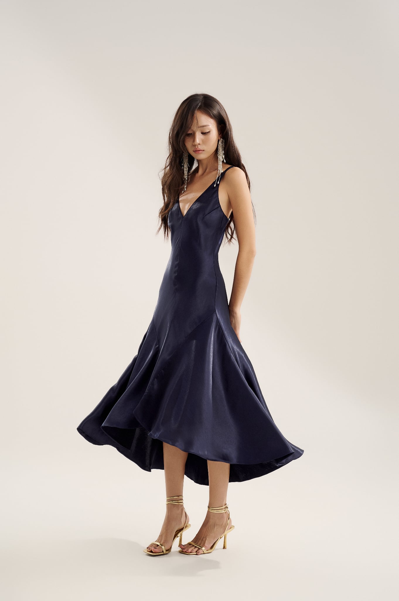 Canna Dress | Đầm Lụa Dáng Xoè