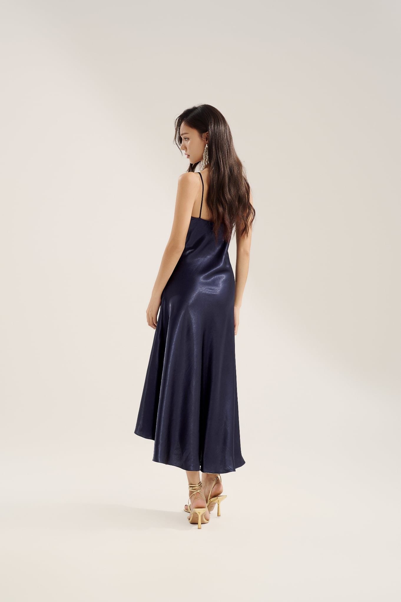 Canna Dress | Đầm Lụa Dáng Xoè