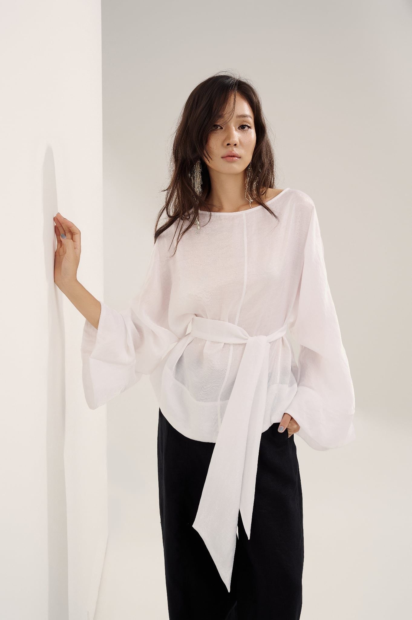 Lustrous Top | Áo Lụa Oversize