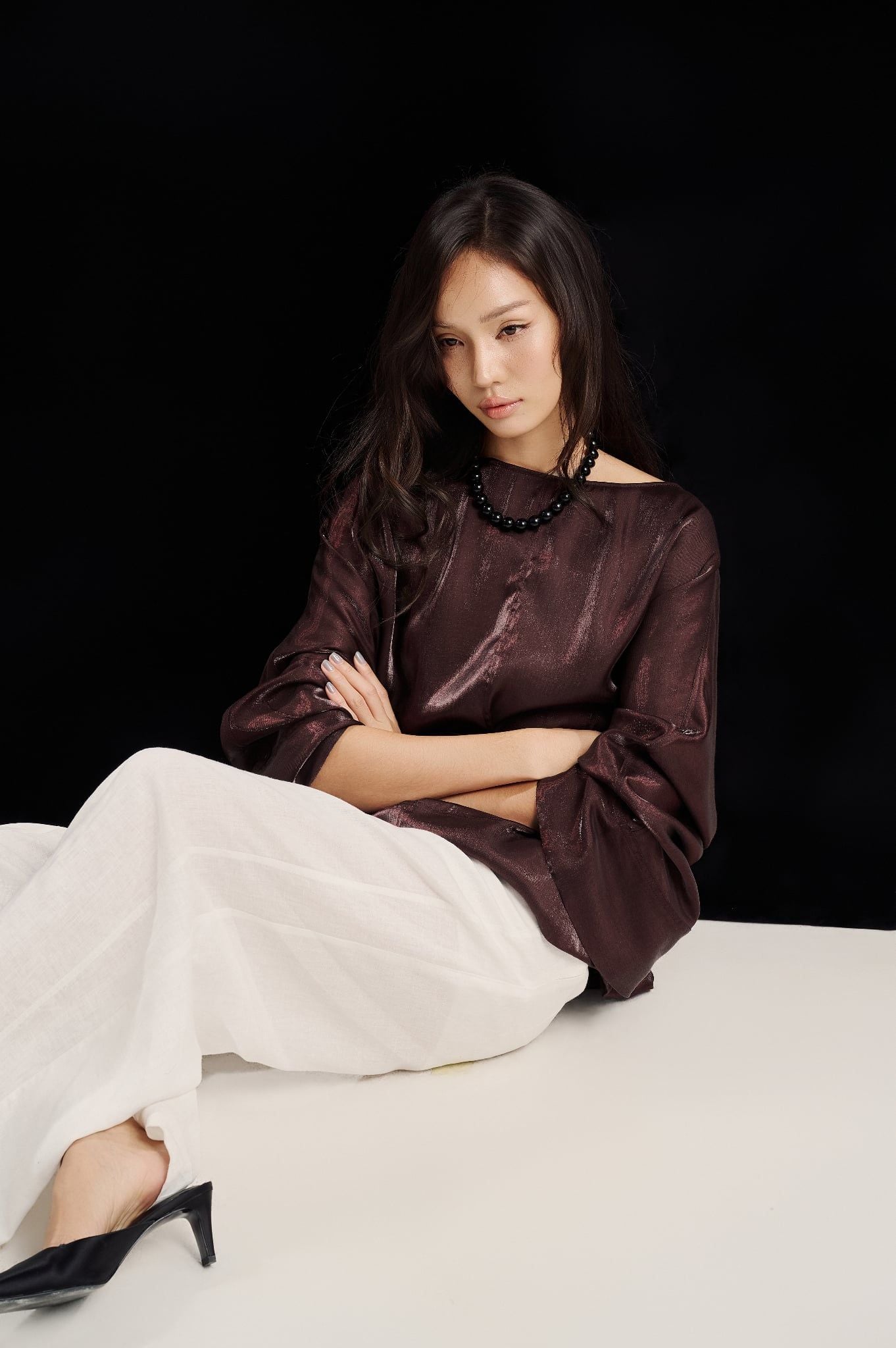 Lustrous Top | Áo Lụa Oversize