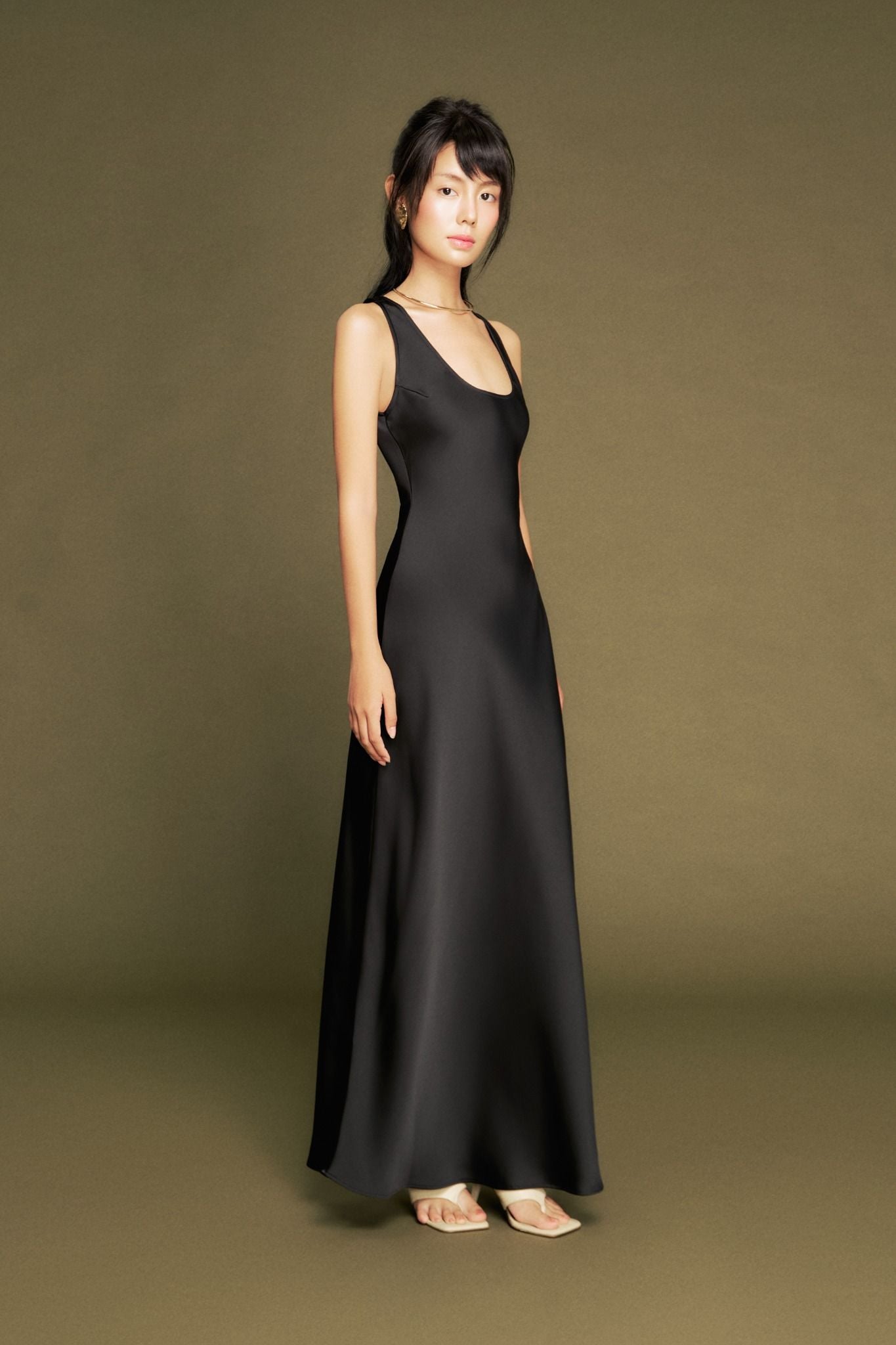 Lush Dress | Đầm Lụa Cổ U