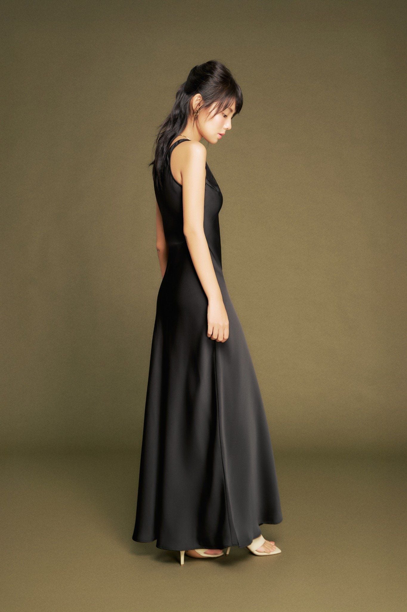 Lush Dress | Đầm Lụa Cổ U