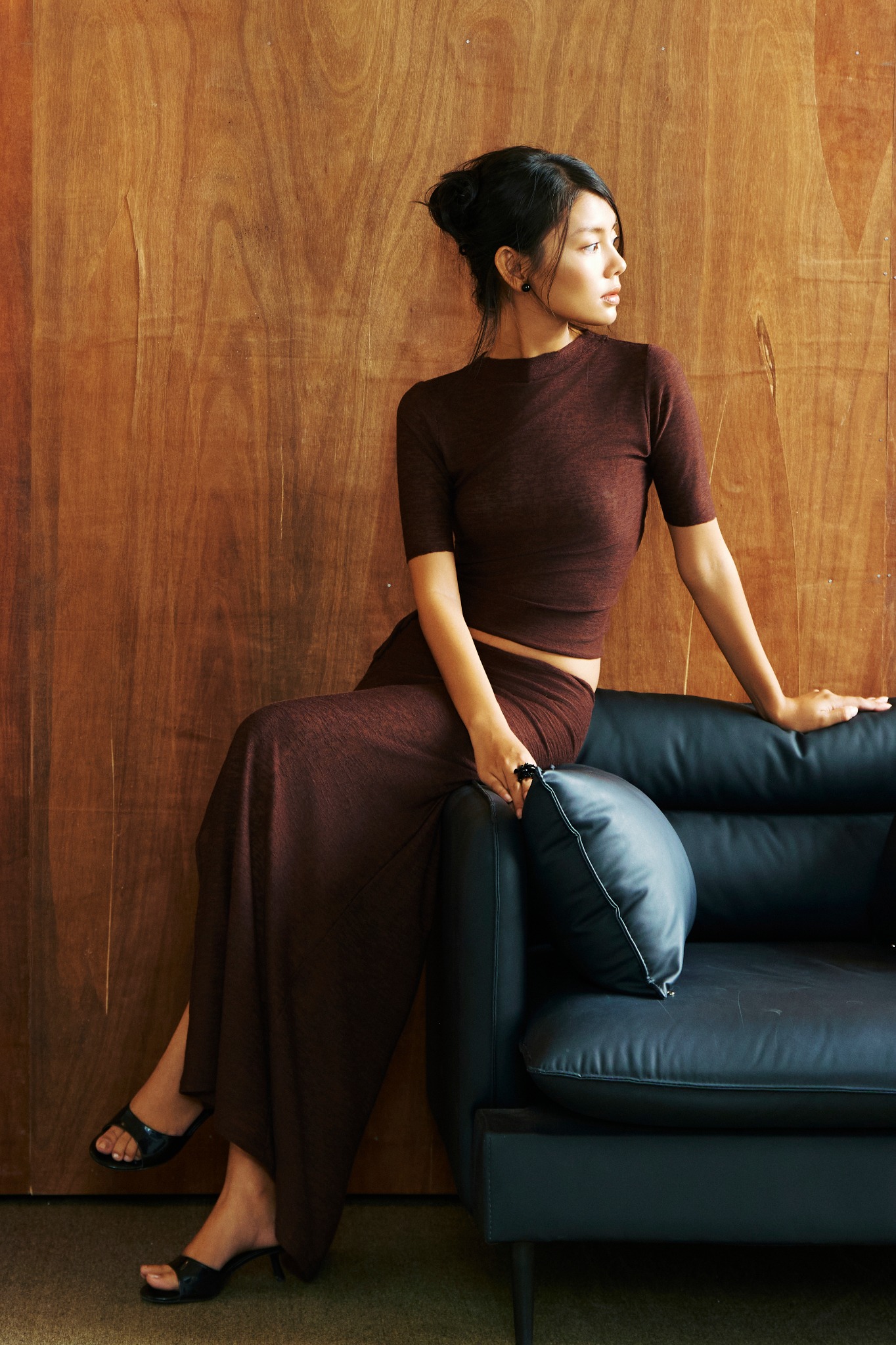 Root Top | Áo Ôm Tay Lửng