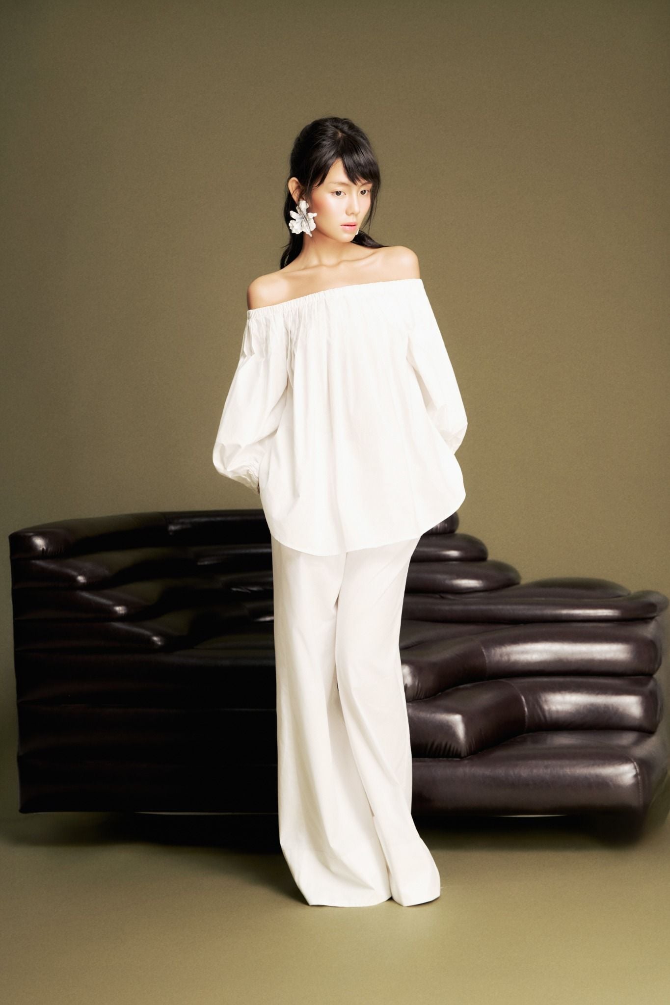 Puff Top in White | Áo Hở Vai Tay Phồng